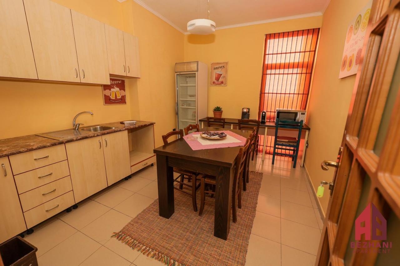 Bezhani Apartments Tirana Buitenkant foto